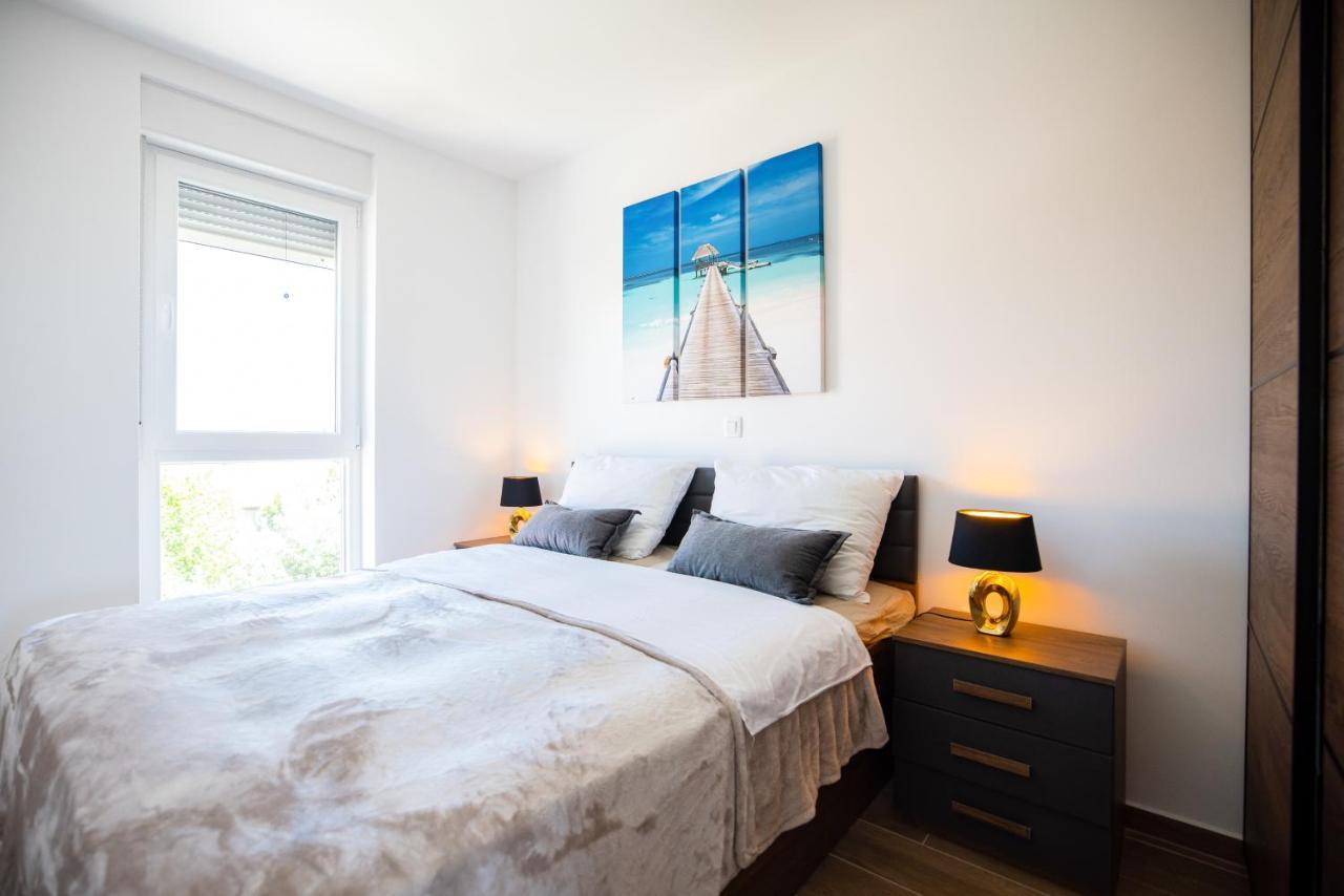 Beach Paradise 5 Stars Apartments Nin Buitenkant foto