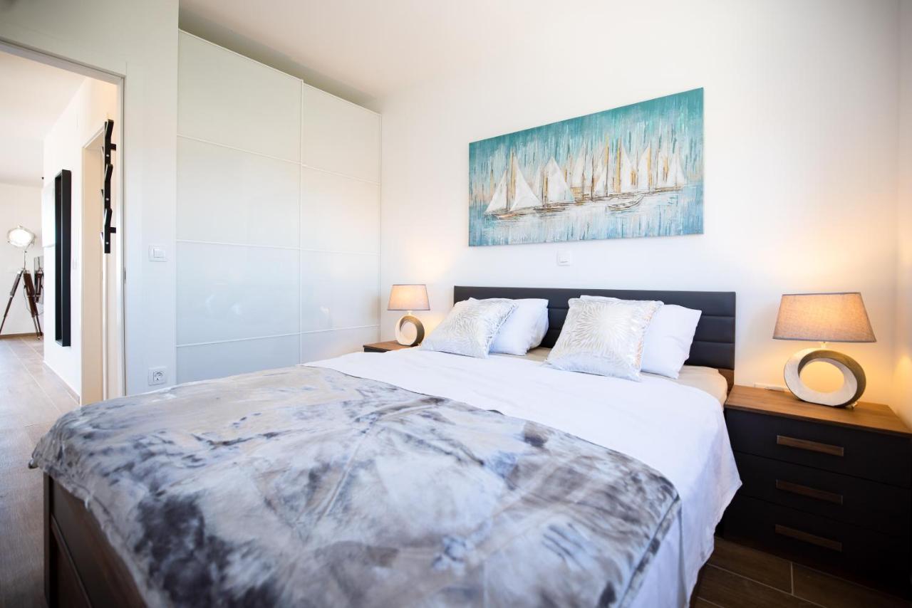 Beach Paradise 5 Stars Apartments Nin Buitenkant foto