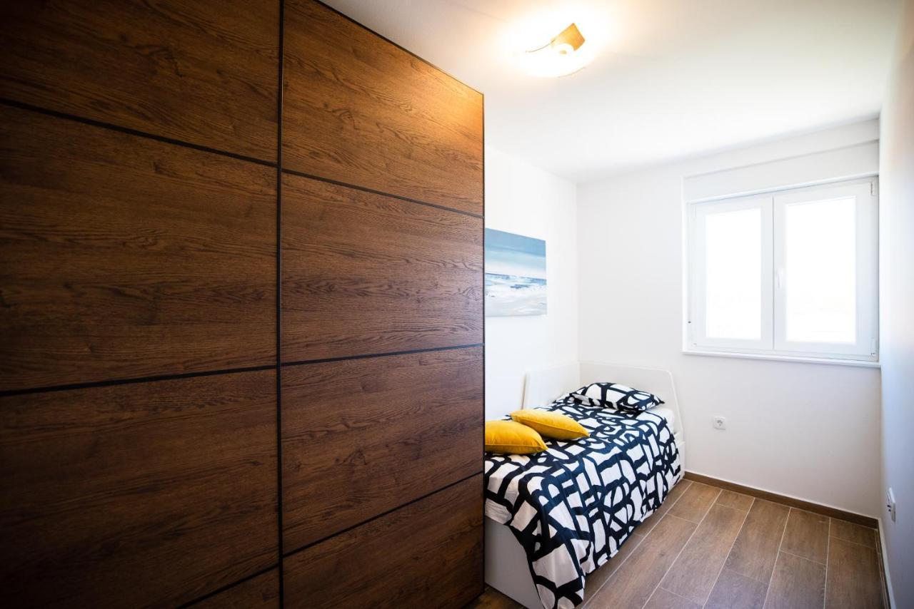 Beach Paradise 5 Stars Apartments Nin Buitenkant foto