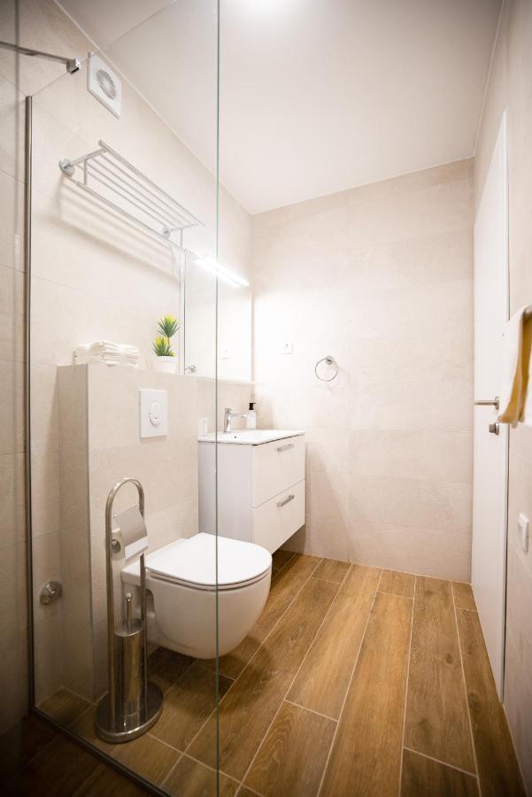 Beach Paradise 5 Stars Apartments Nin Buitenkant foto