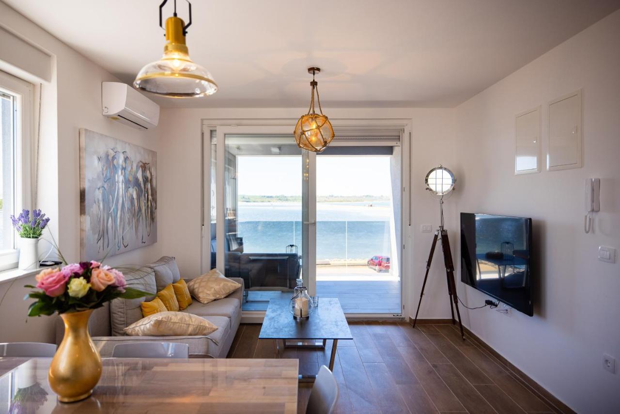 Beach Paradise 5 Stars Apartments Nin Buitenkant foto